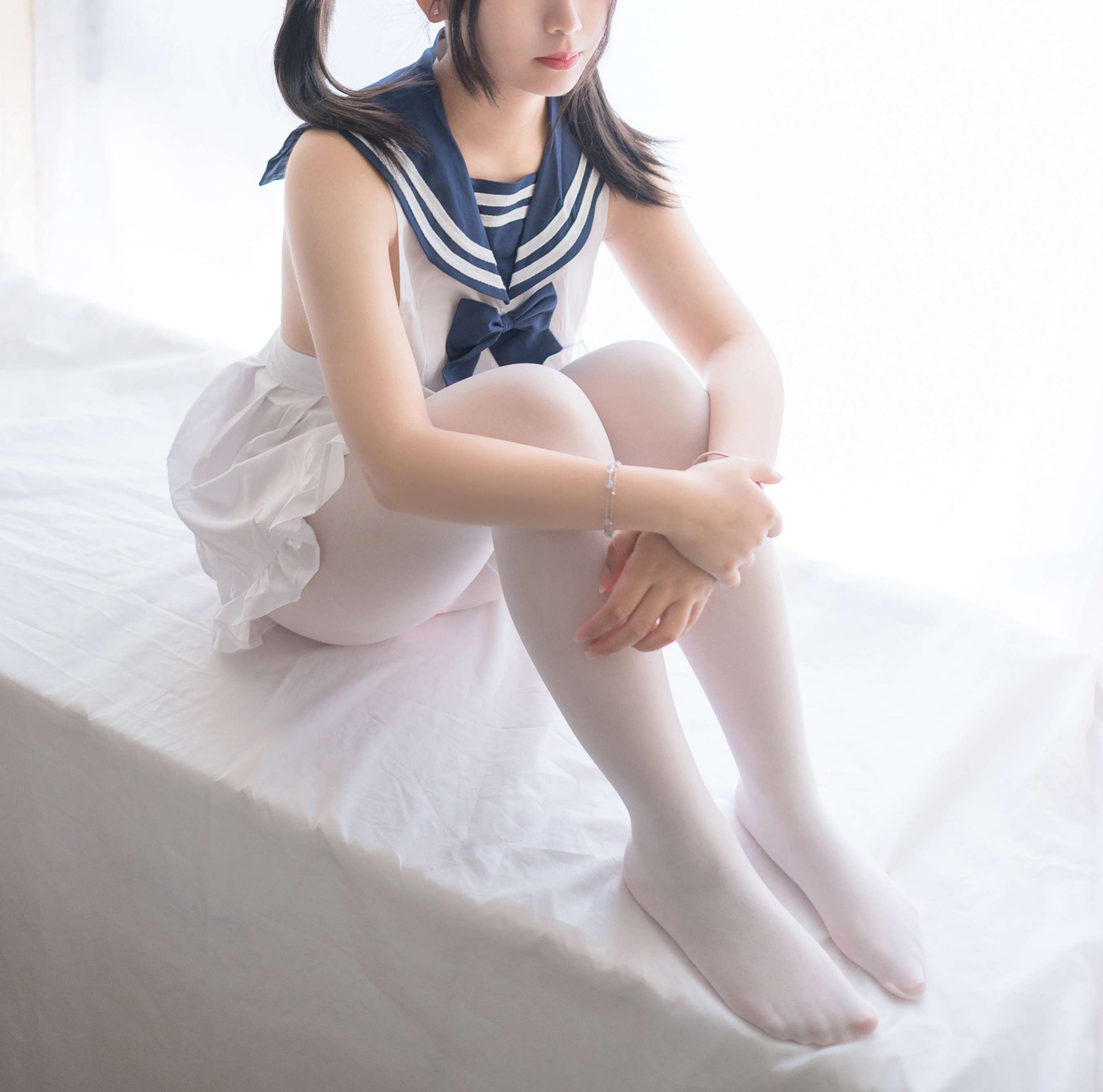 《JK制服の白丝脚丫》作品图