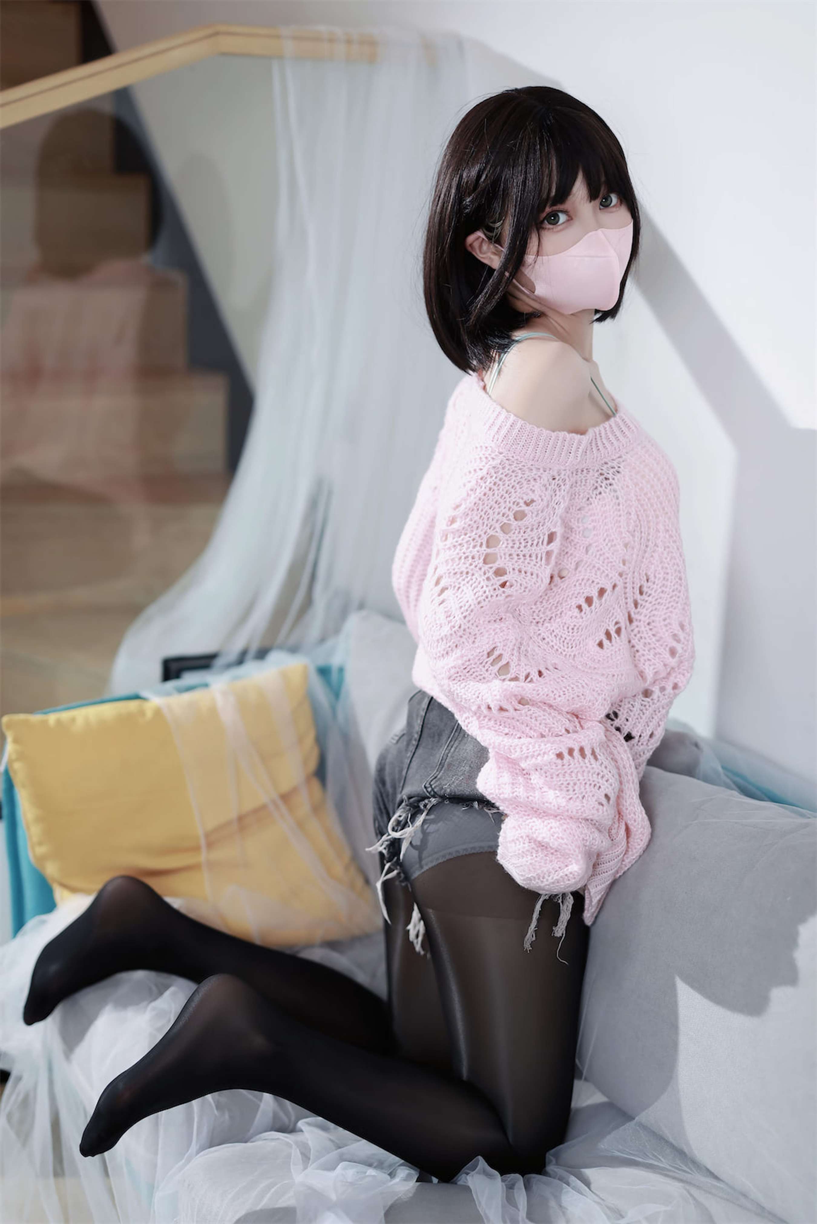 《升玖老师毛衣の黑丝脚丫》作品图