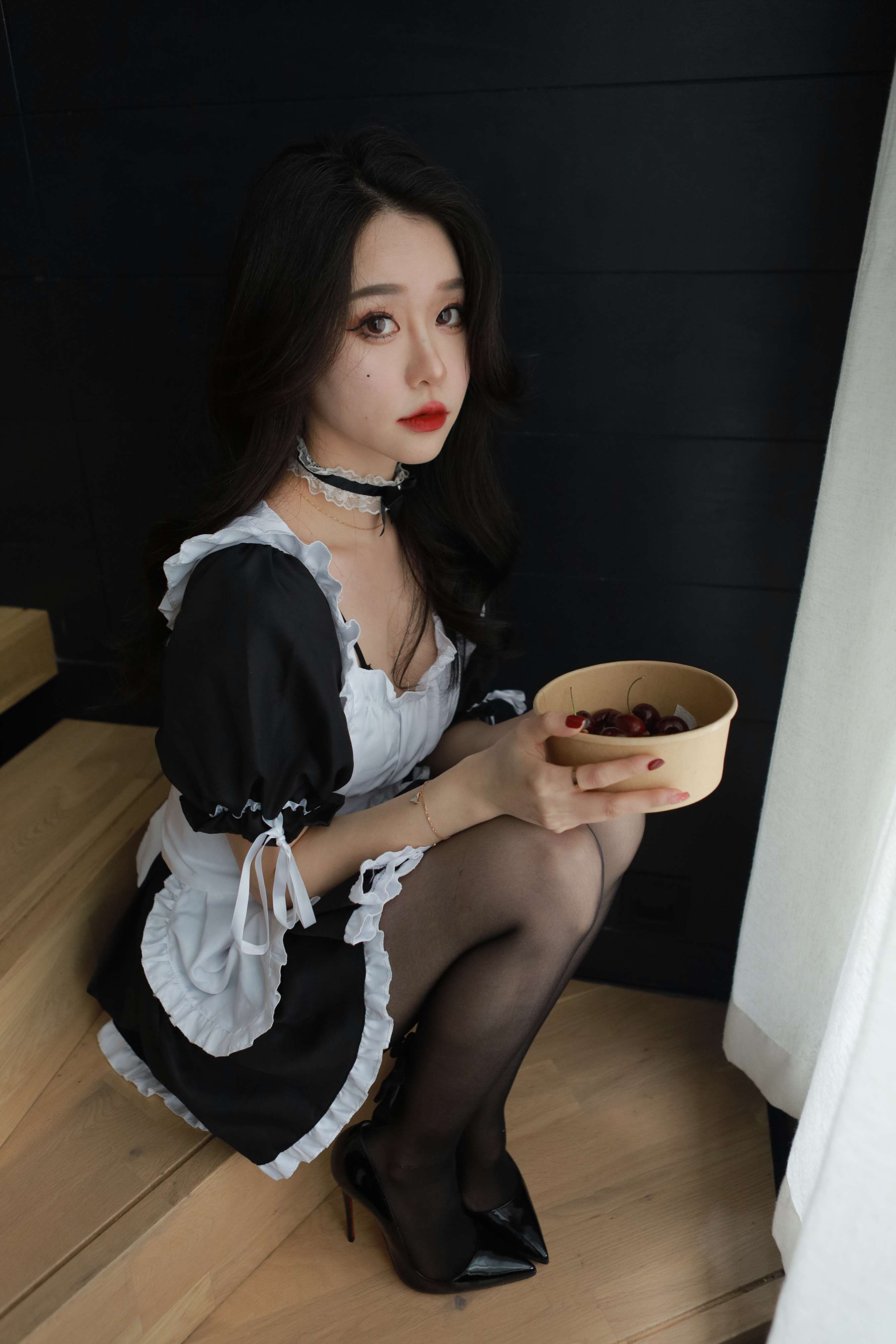 《Sia 俏皮女仆黑丝》作品图