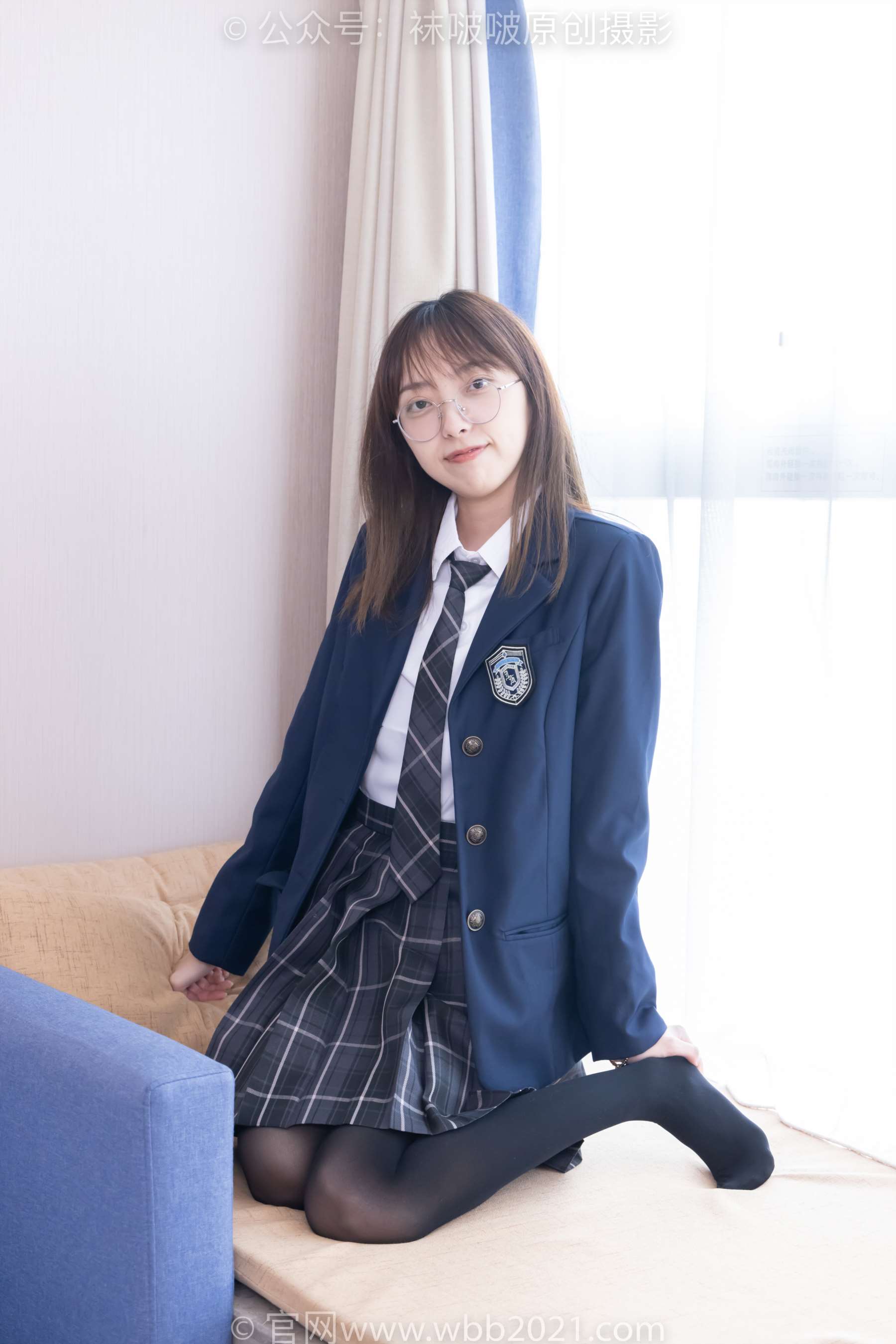 《[BoBoSocks袜啵啵] NO.432 稚予-皮鞋、厚黑丝、jk制服（仅花絮版）[184P-1V-6.84G]》作品图