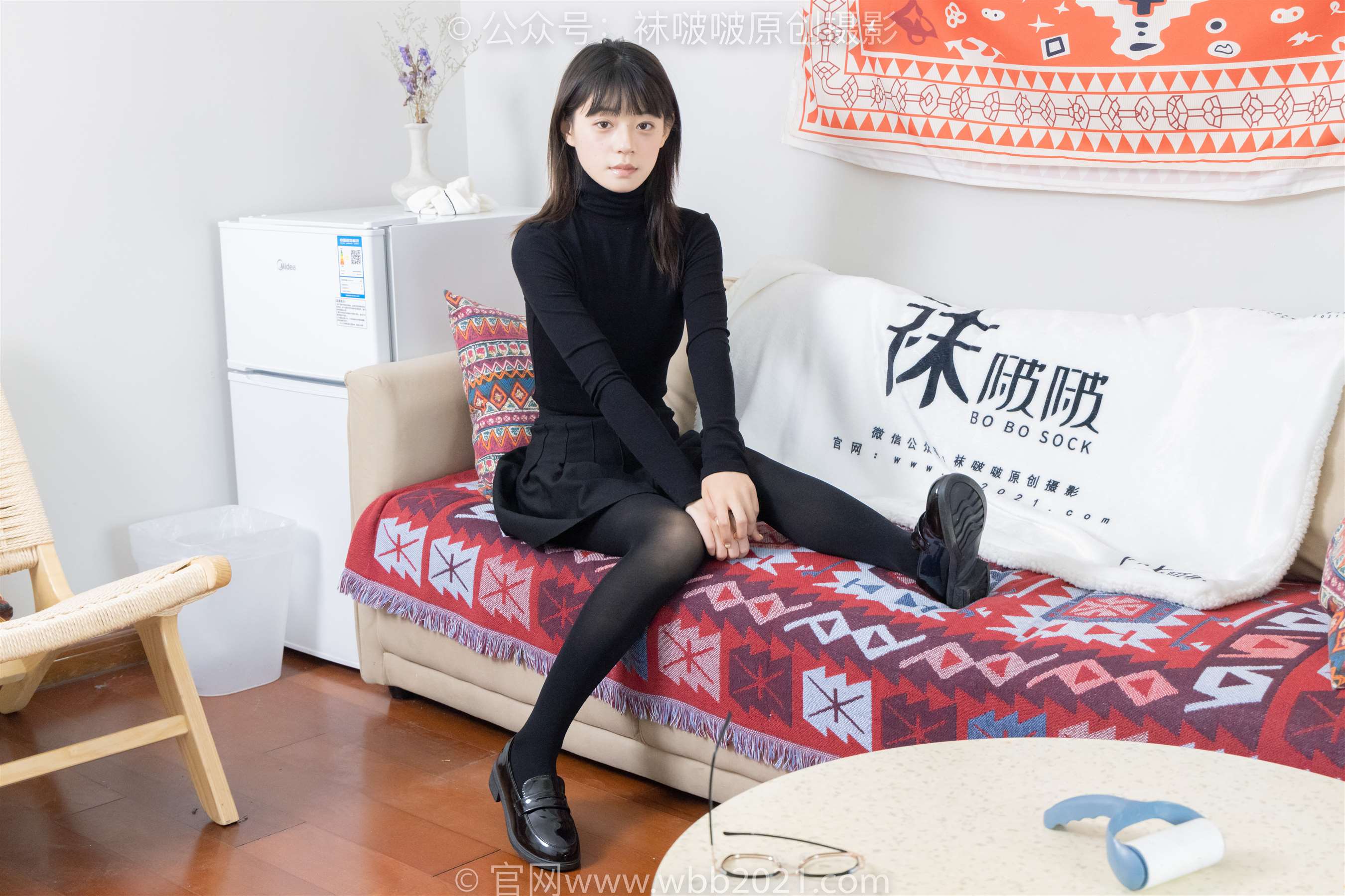 《[袜啵啵] 466期 糯米-皮鞋、厚黑丝(带视频)【140P+1V/7.1G】》作品图